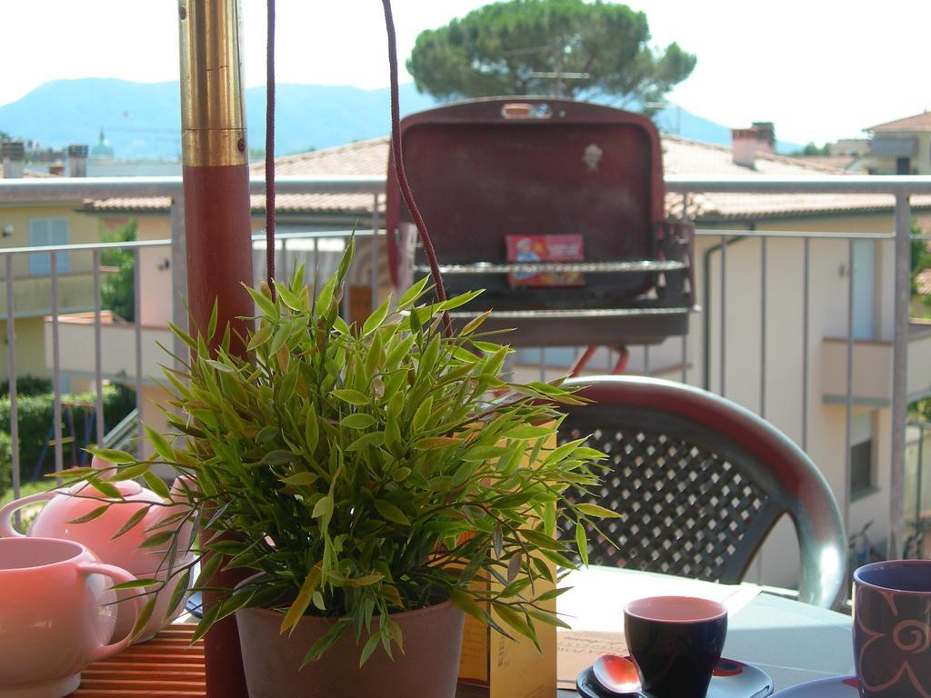La Rondine Apartment Lucca Room photo